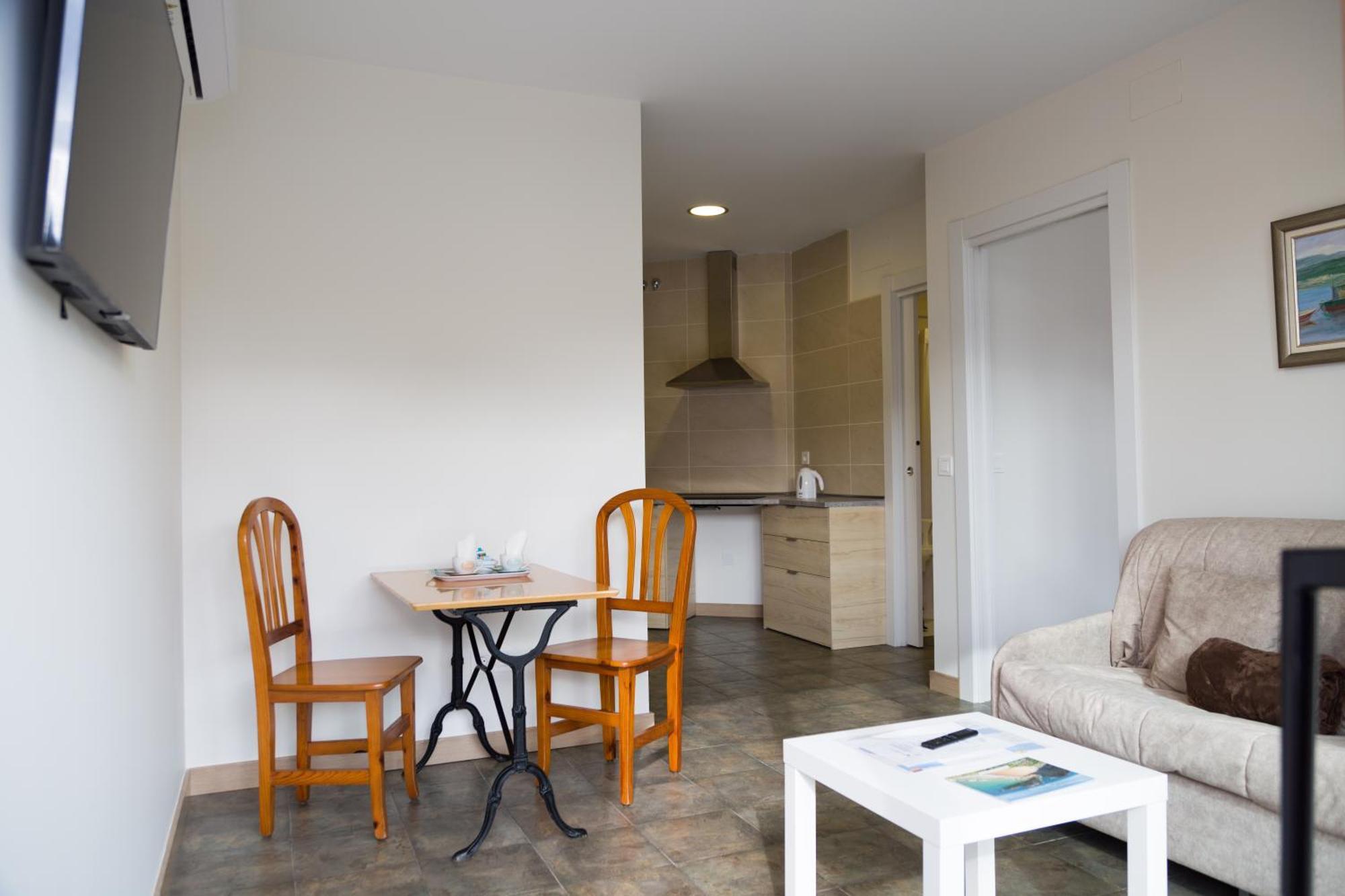 Apartamentos Playa De Cóbreces Eksteriør billede