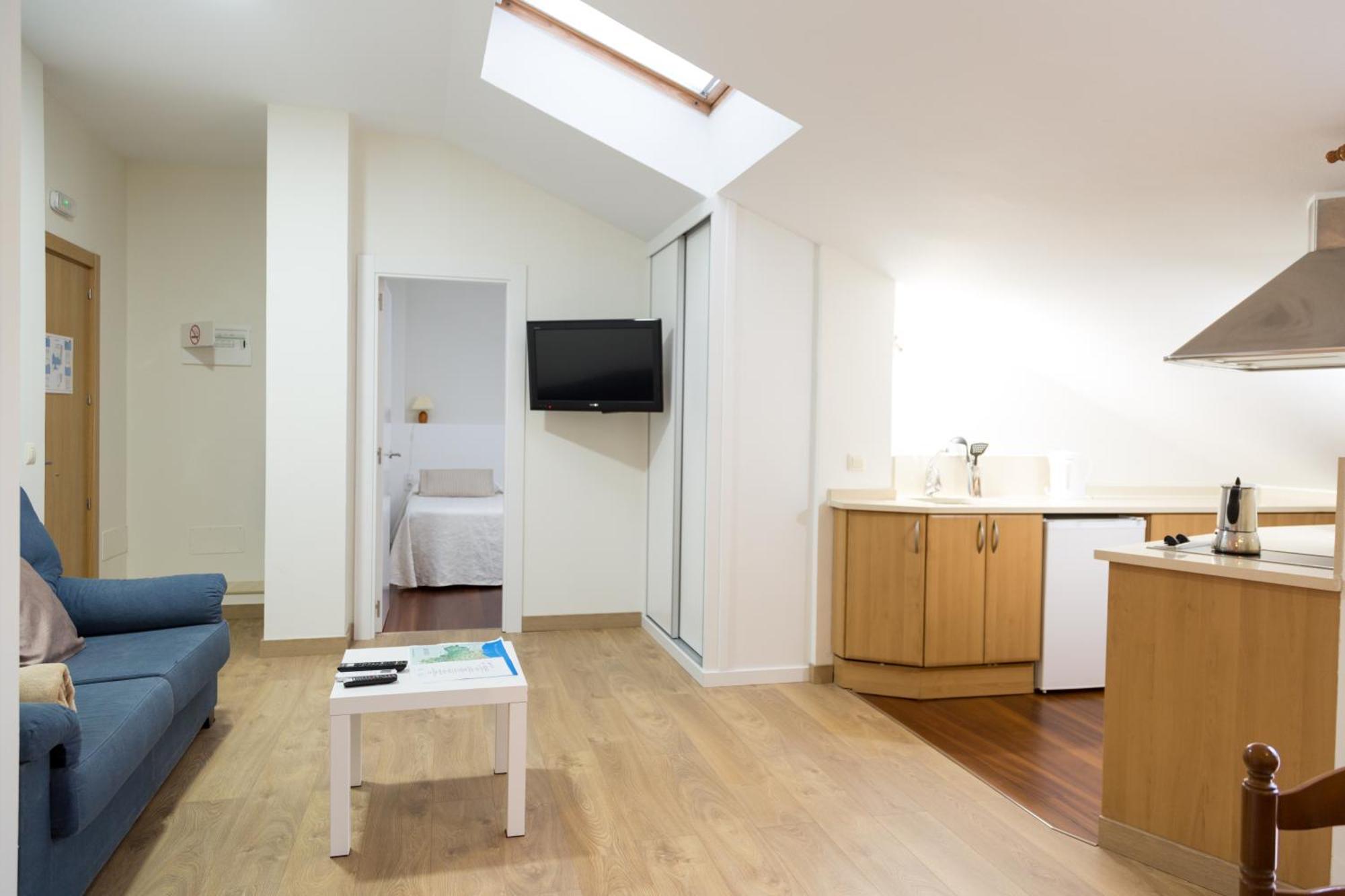 Apartamentos Playa De Cóbreces Eksteriør billede