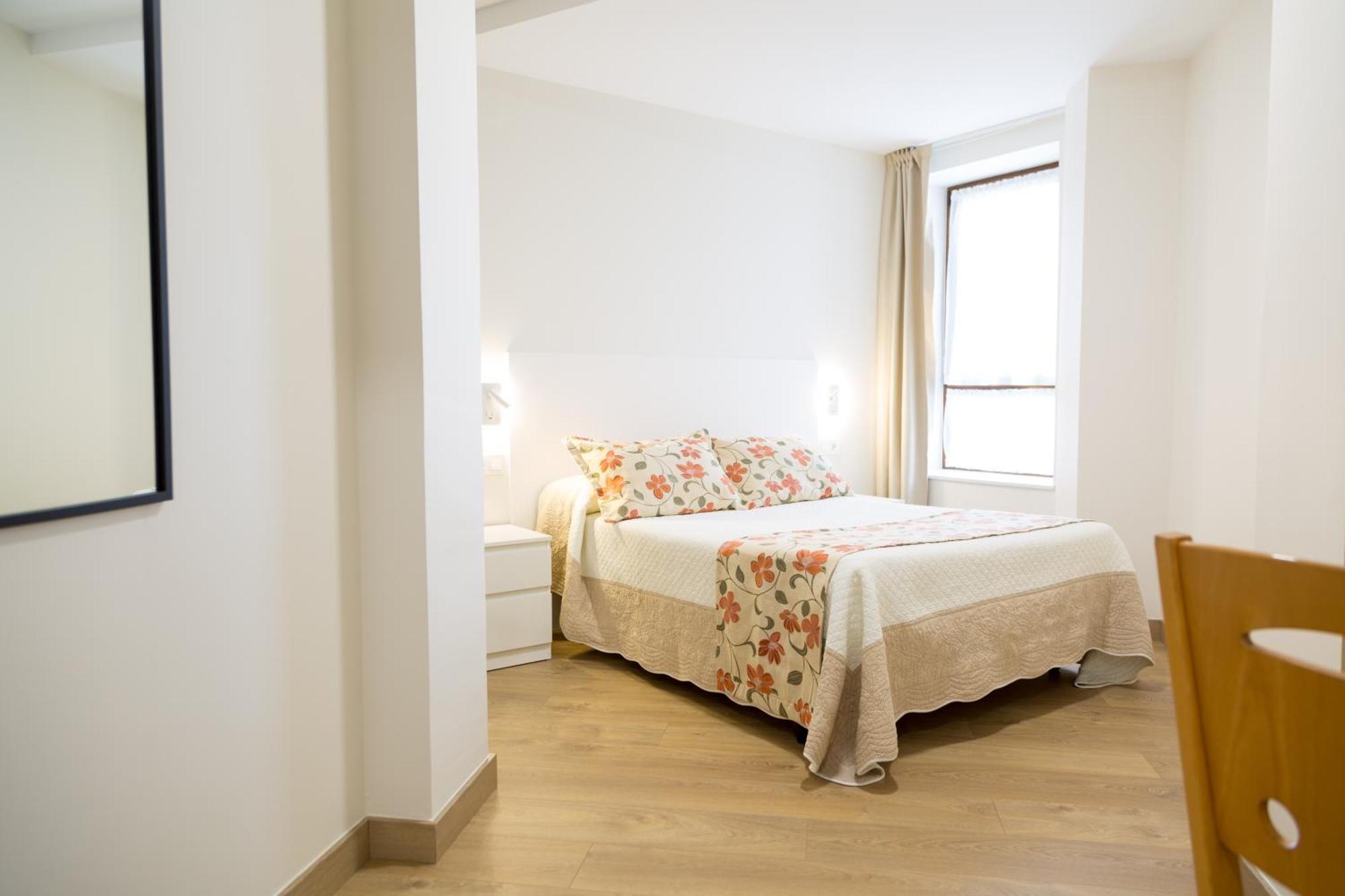 Apartamentos Playa De Cóbreces Eksteriør billede