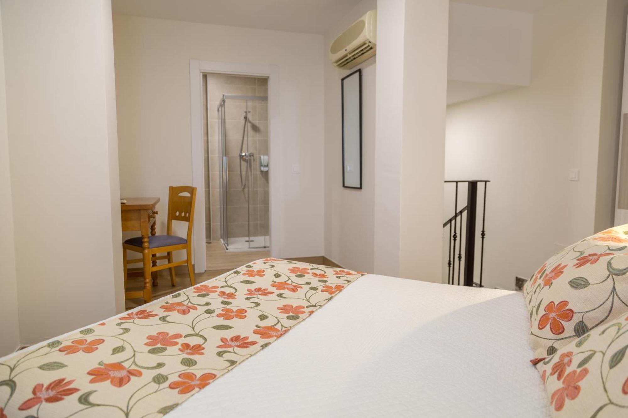 Apartamentos Playa De Cóbreces Eksteriør billede